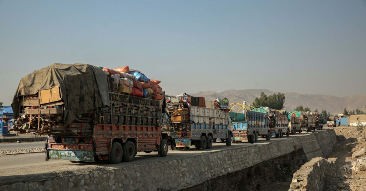 Война Пакистана с Афганистаном? Нападения на Кабул и Кандагар, Исламабад объявляет состояние «открытой войны»
