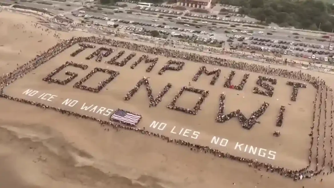 Конец вежливым маршам «Нет королей»? Приближается волна, которая может парализовать Белый дом
