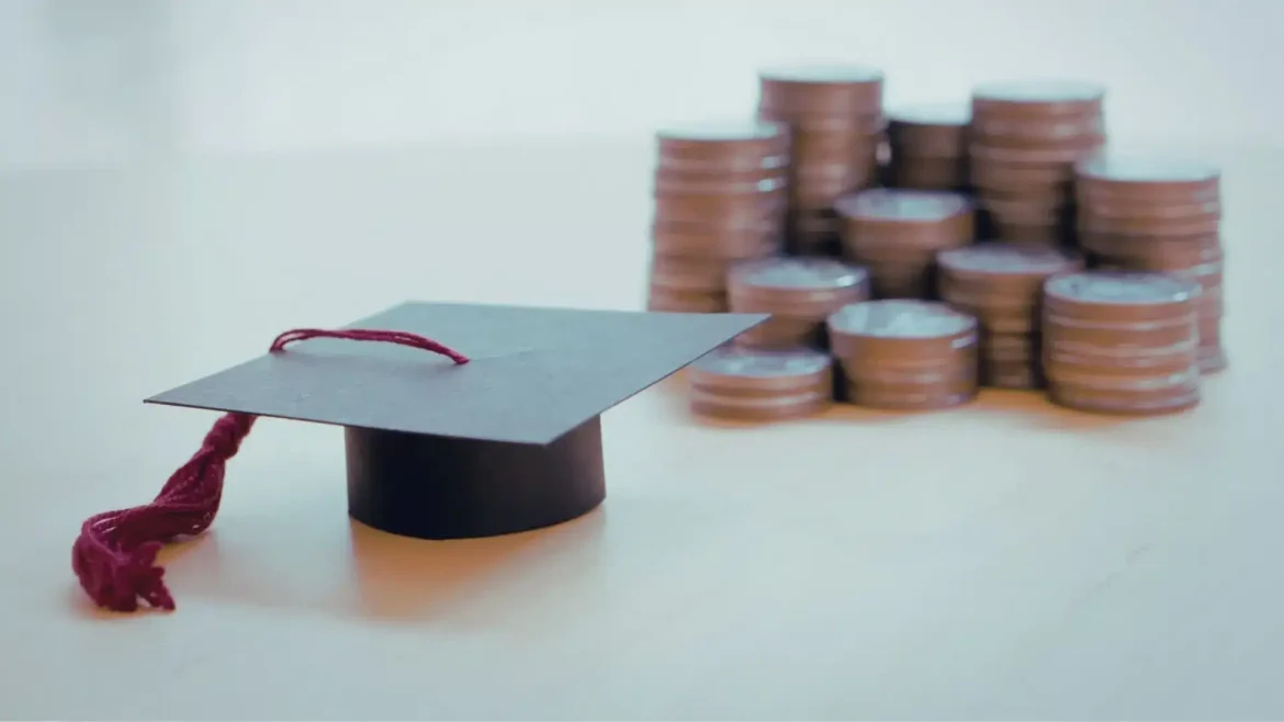 Университеты действовали незаконно. Они должны вернуть деньги студентам. Управление по конкуренции и защите прав потребителей добавляет к штрафам почти 3 миллиона злотых
