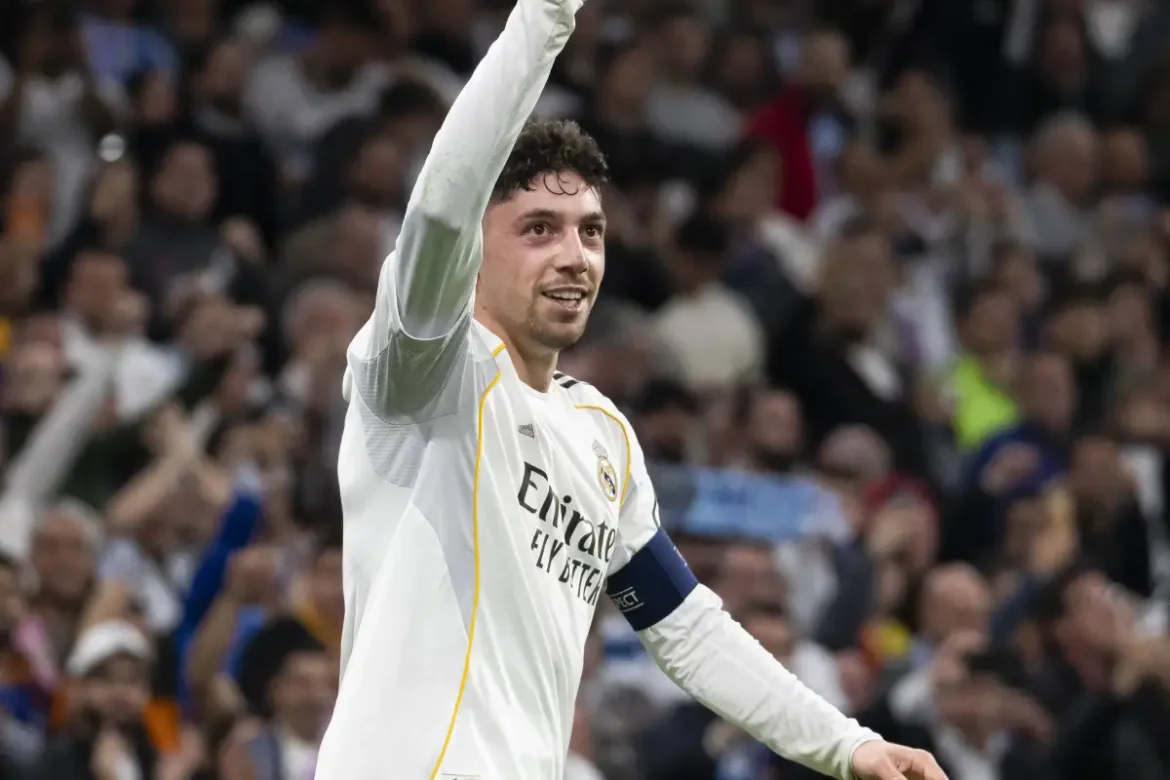 Вальверде уничтожил Манчестер Сити! «Реал» одной ногой в четвертьфинале Лиги чемпионов (ВИДЕО)
