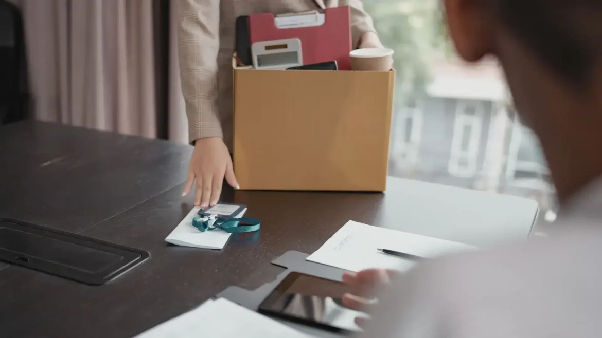 Рынок труда посылает еще один тревожный сигнал. Безработица может взлететь еще выше
