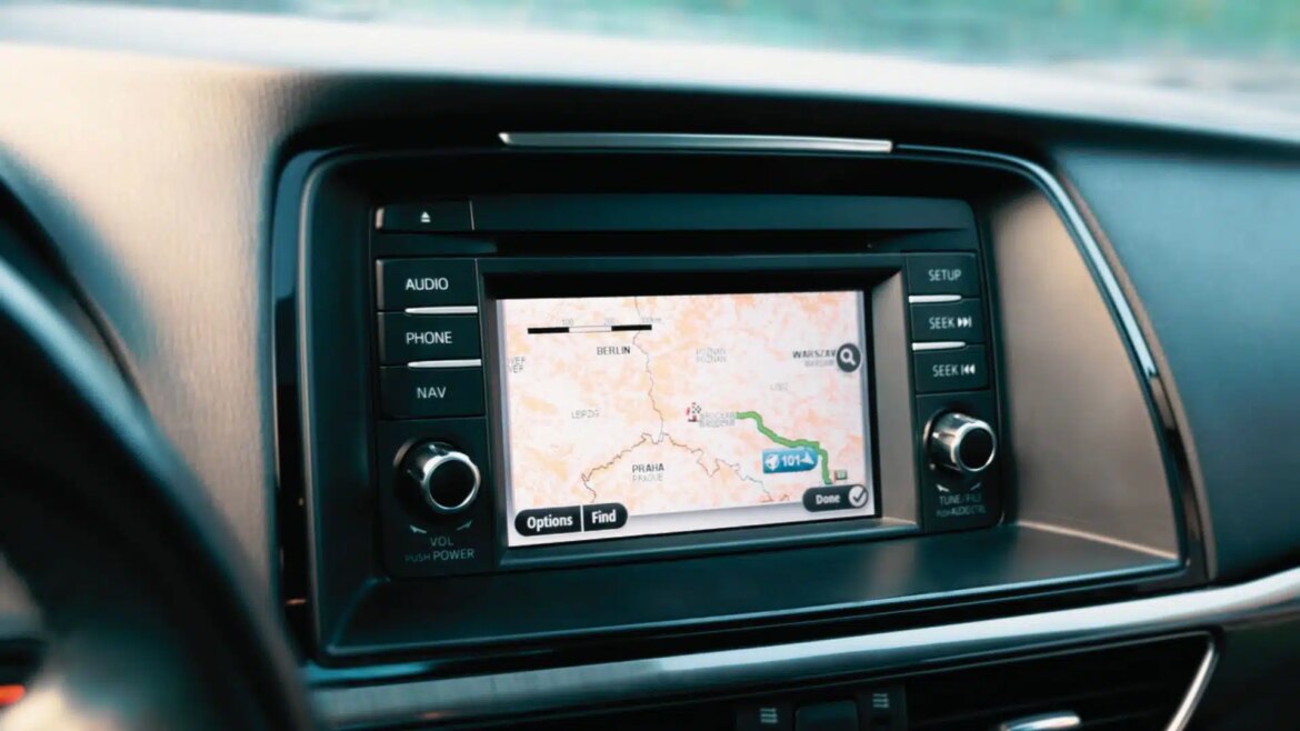 За это нарушение вы получите 12 баллов и штраф в размере 500 злотых. Самый большой дорожный абсурд?
